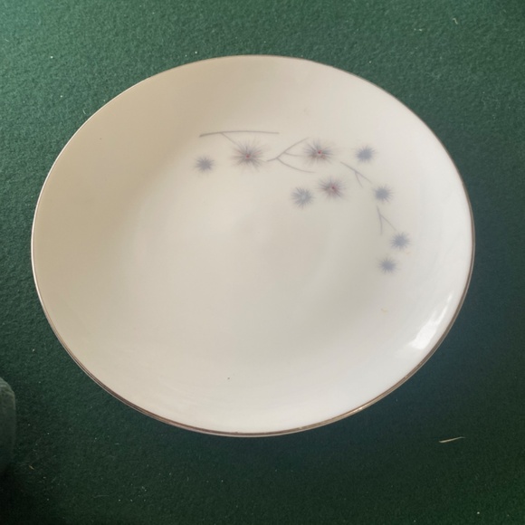 Platinum Starburst Creative Fine China 1014 Japan - dinner plates - Picture 2 of 6